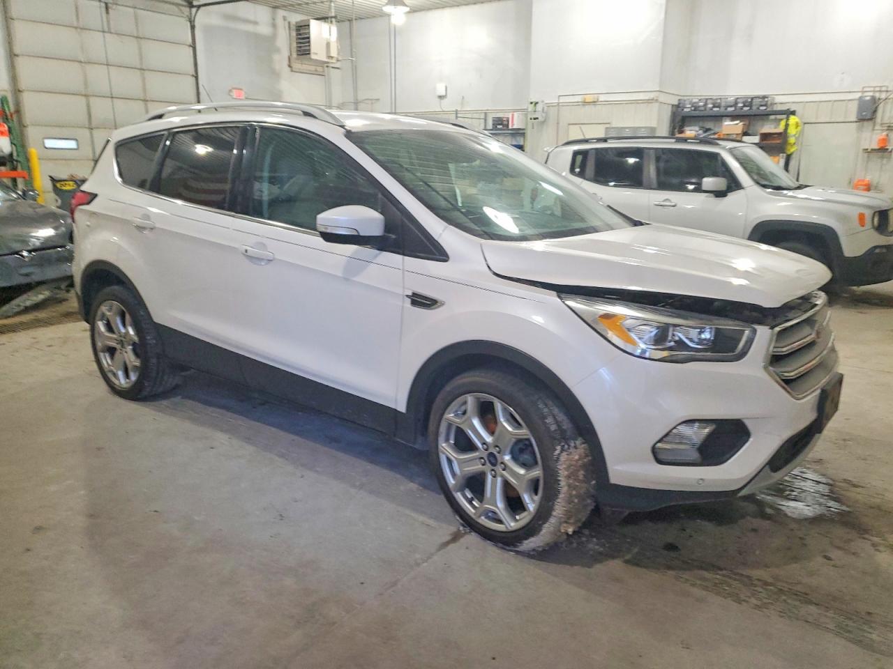2019 FORD ESCAPE TITANIUM photo 4