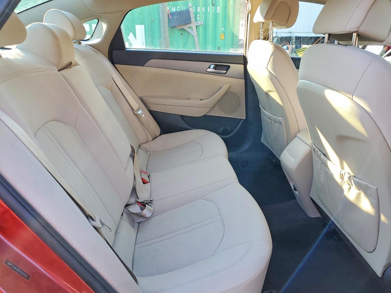 2017 HYUNDAI SONATA SE photo 10