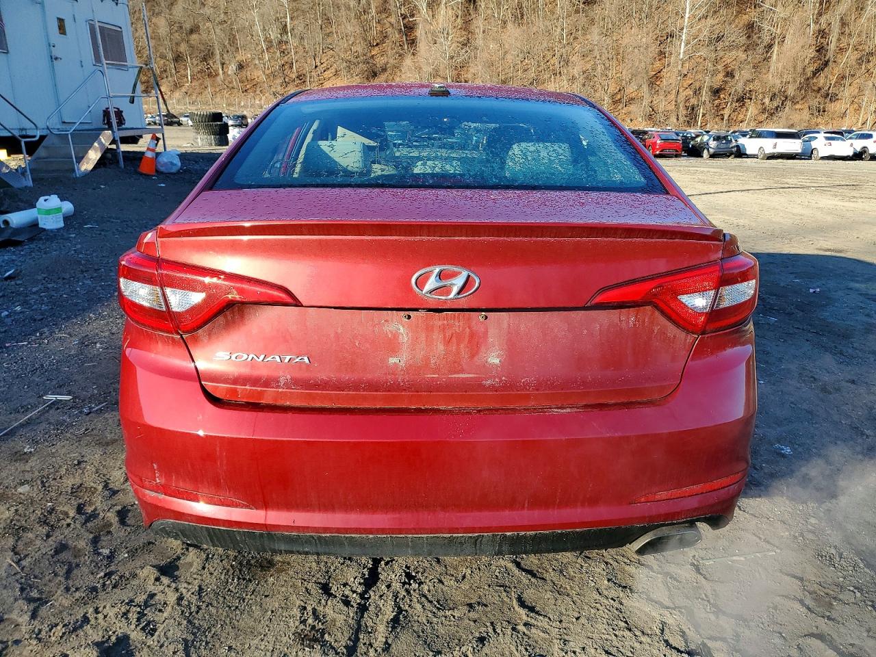 2017 HYUNDAI SONATA SE photo 6