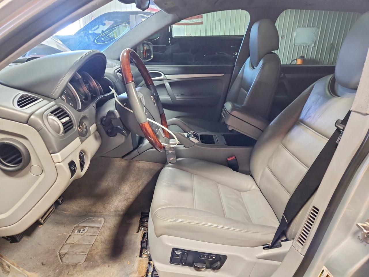 2008 PORSCHE CAYENNE TURBO photo 7