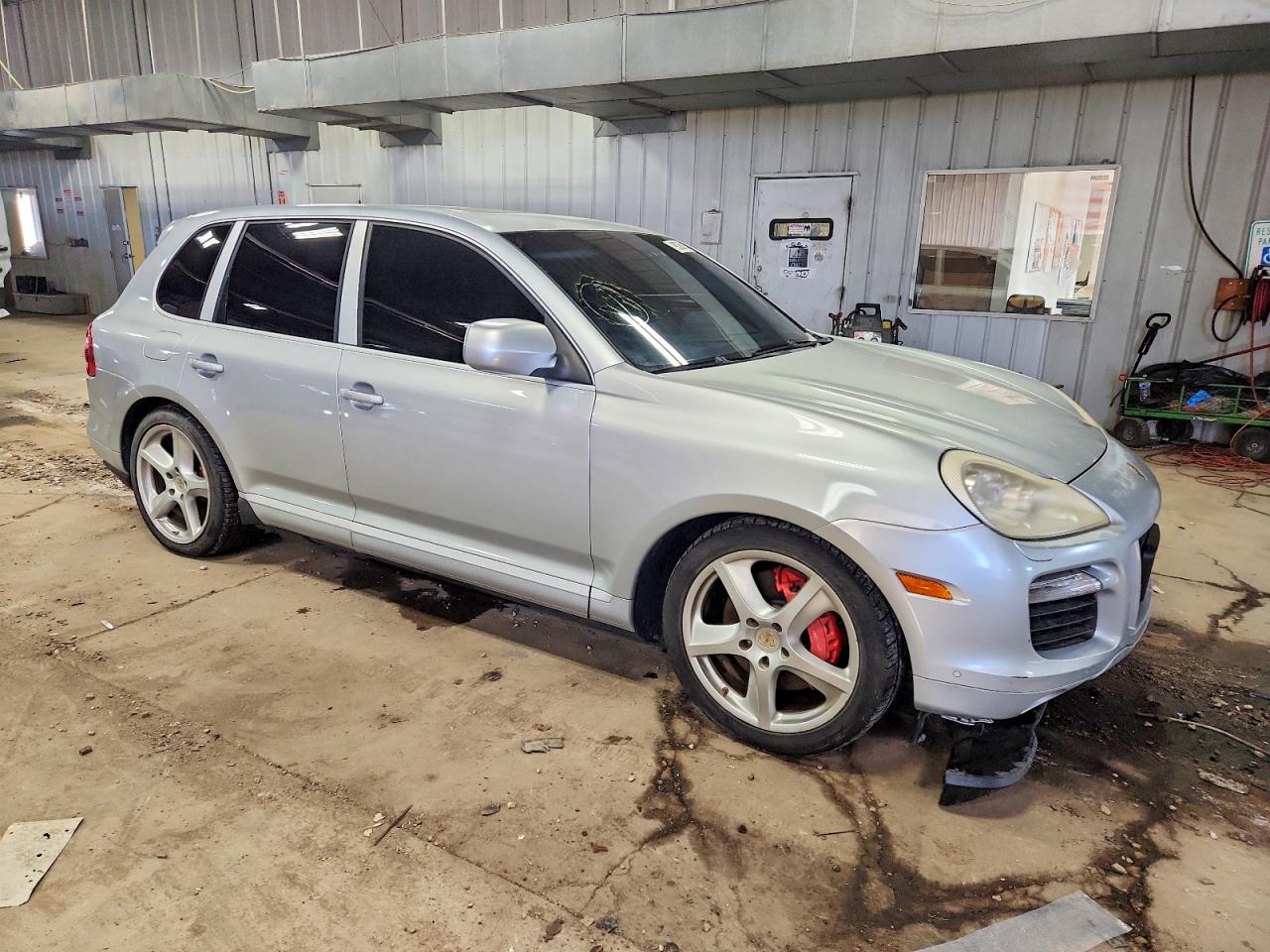 2008 PORSCHE CAYENNE TURBO photo 4