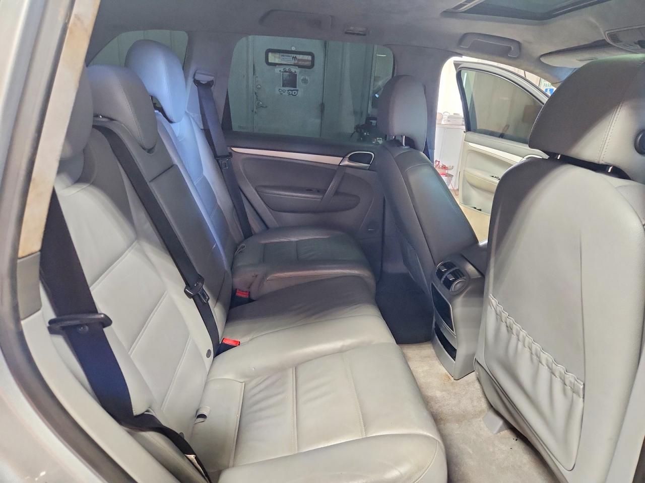 2008 PORSCHE CAYENNE TURBO photo 11