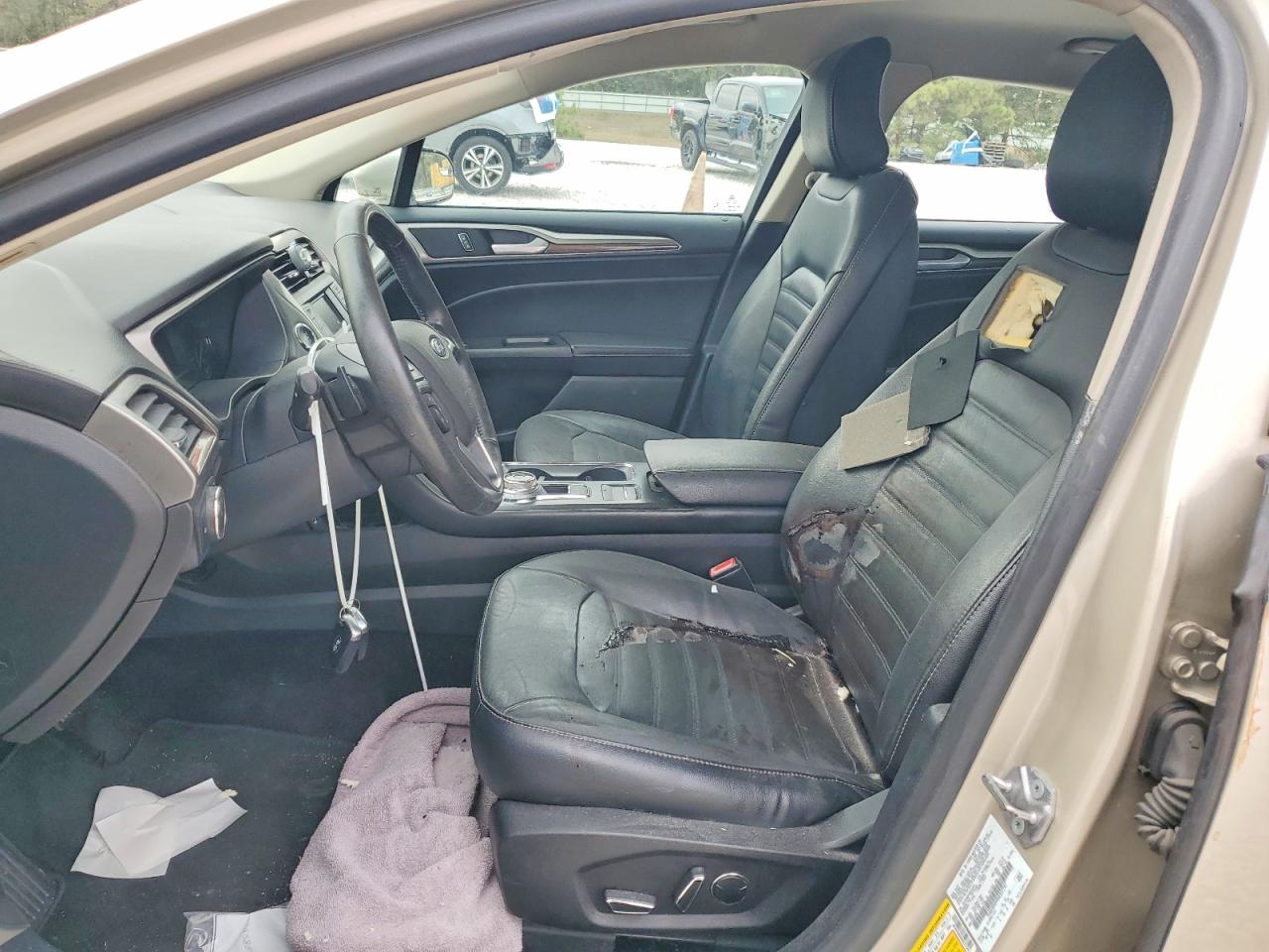 2017 FORD FUSION SE photo 7