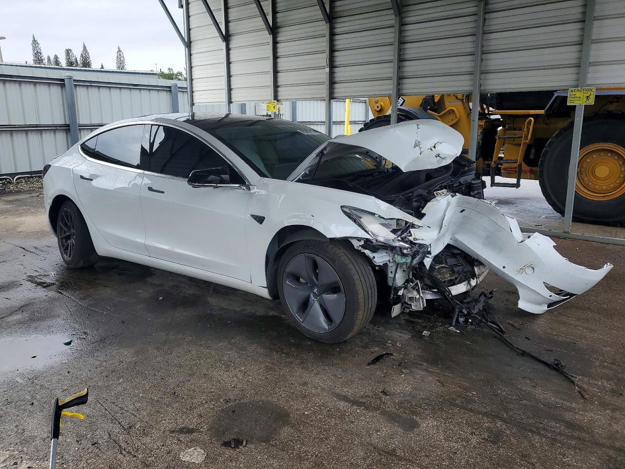 2019 TESLA MODEL 3 photo 4