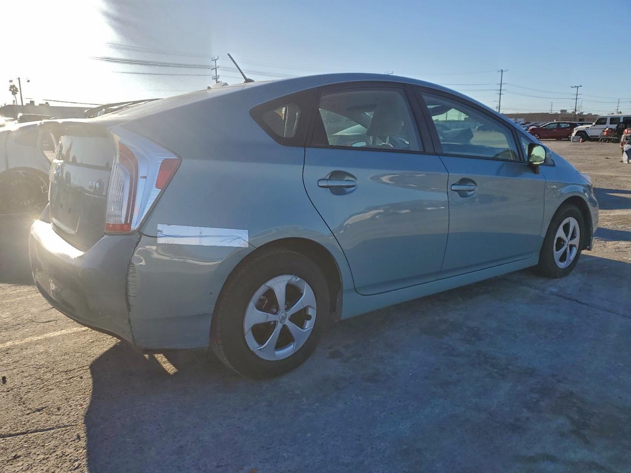 2013 TOYOTA PRIUS photo 3