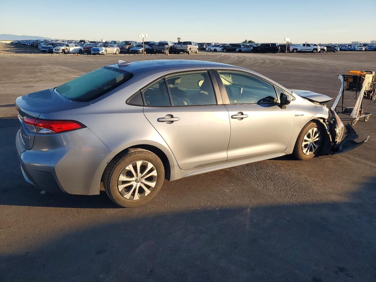 2020 TOYOTA COROLLA LE photo 5
