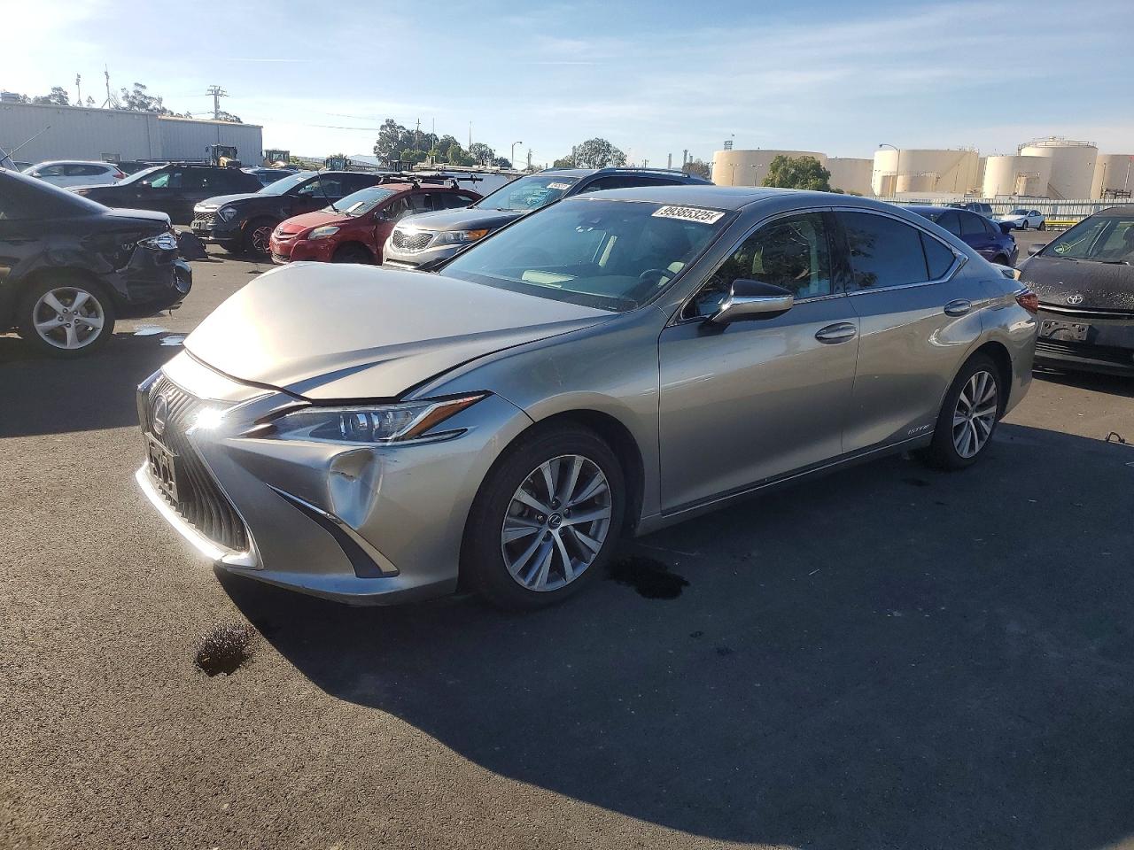 2020 LEXUS ES