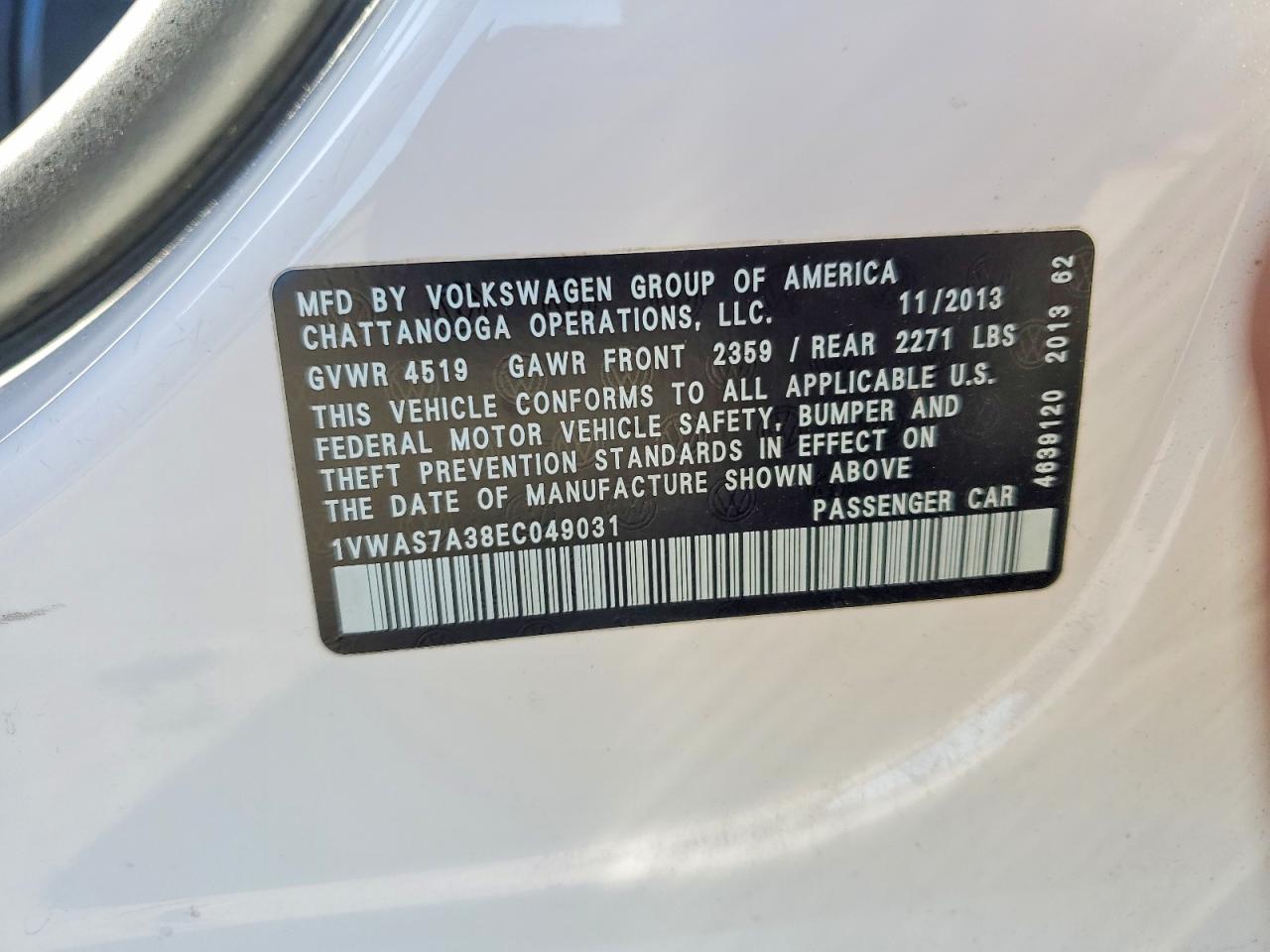 2014 VOLKSWAGEN PASSAT S photo 23