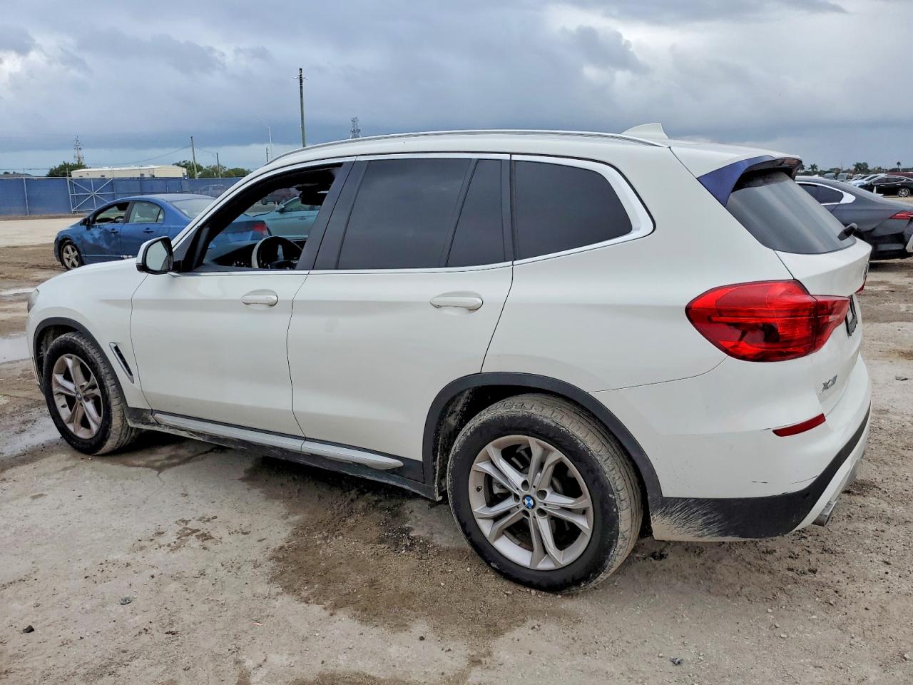 2019 BMW X3 SDRIVE30I photo 2