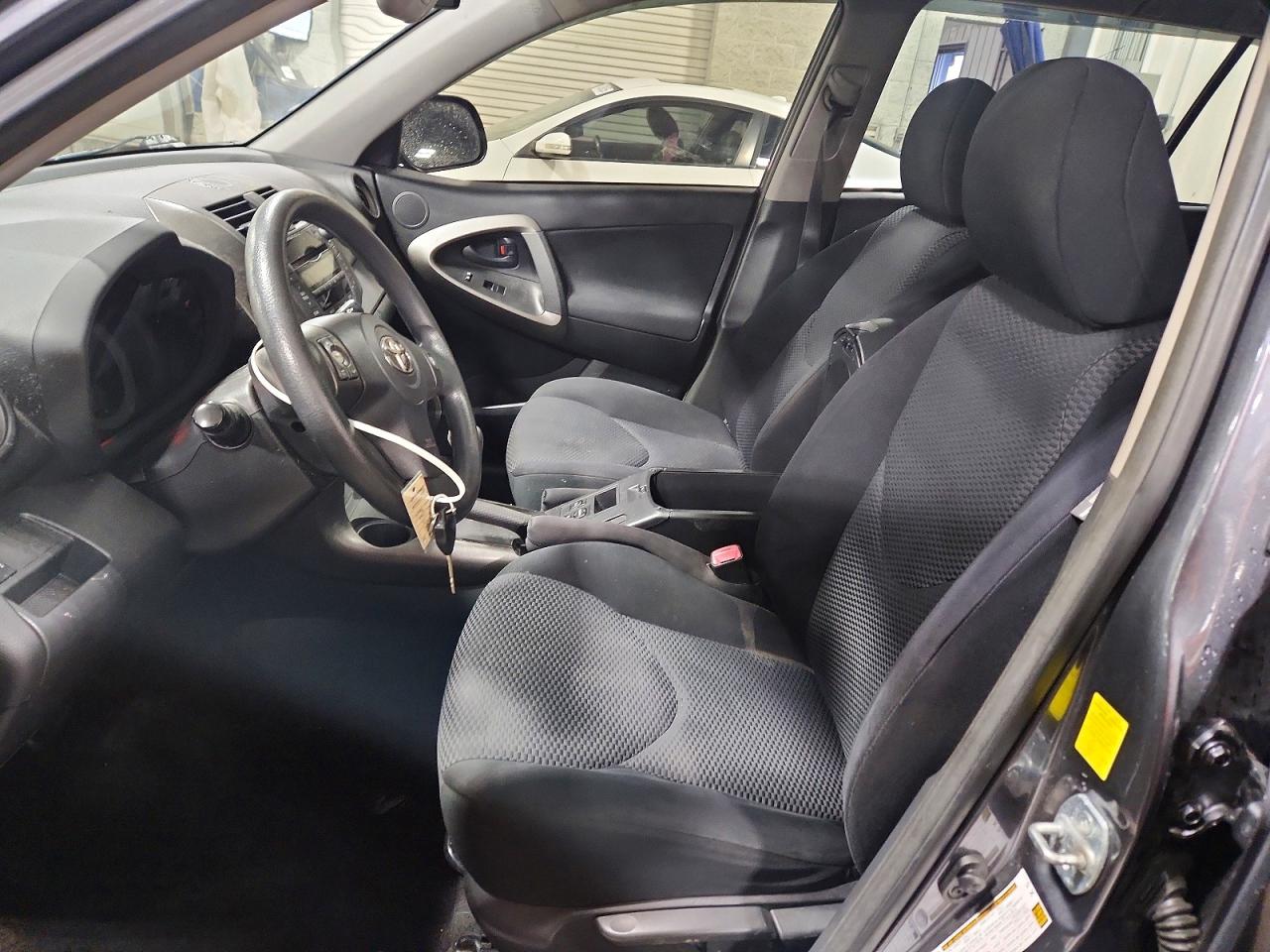 2010 TOYOTA RAV4 SPORT photo 7
