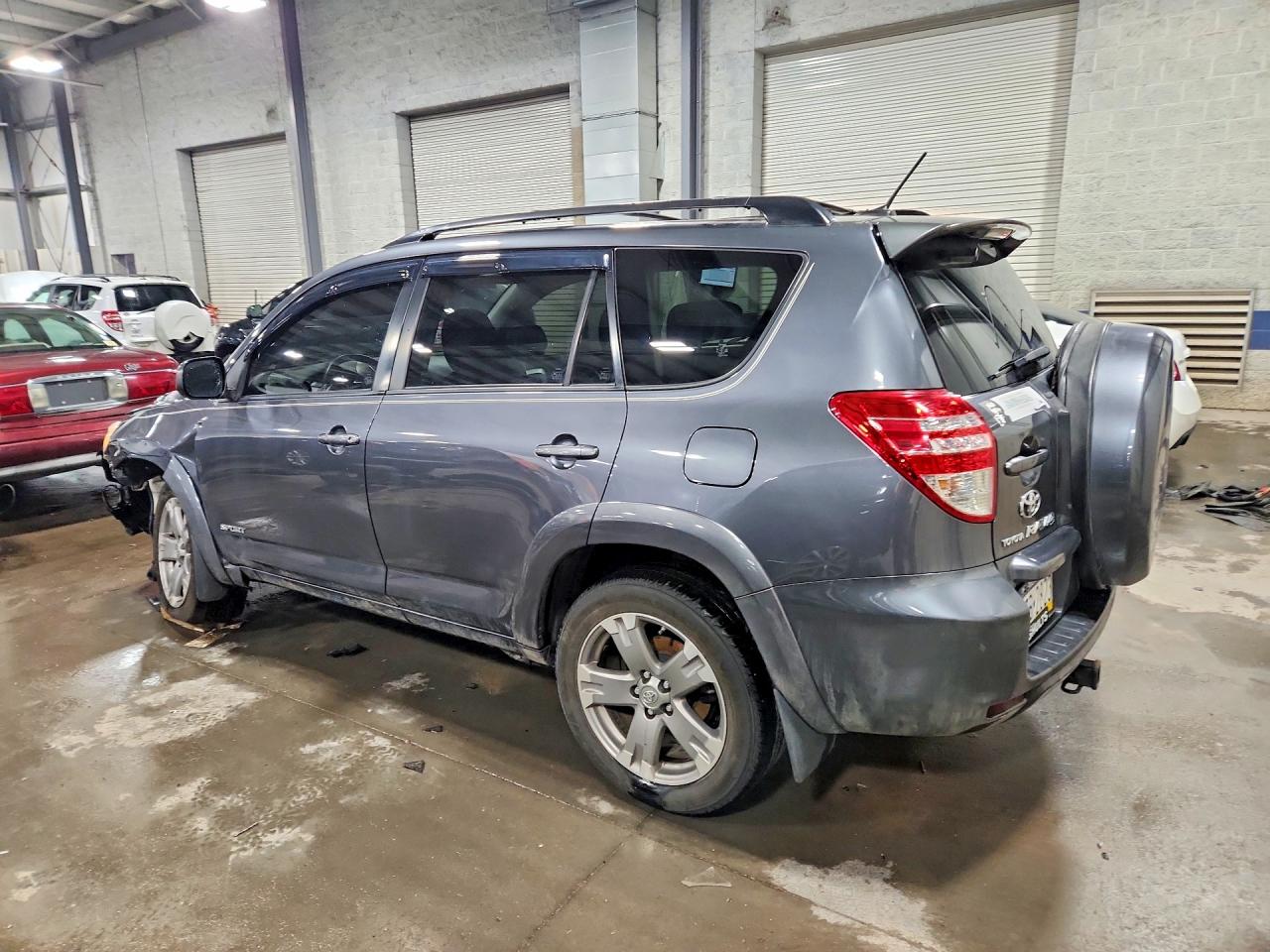 2010 TOYOTA RAV4 SPORT photo 2