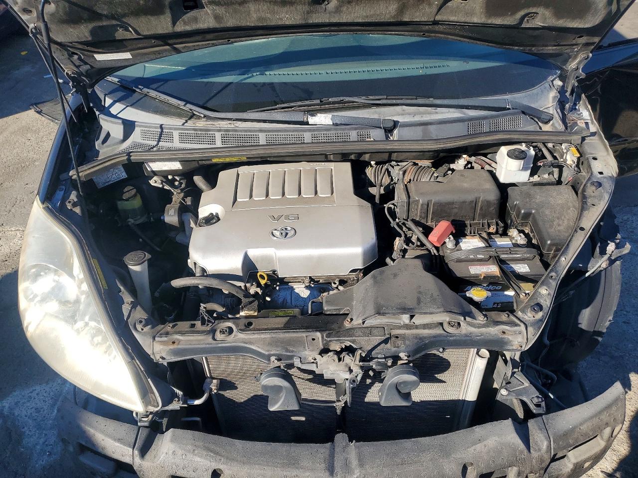 2008 TOYOTA SIENNA XLE photo 11