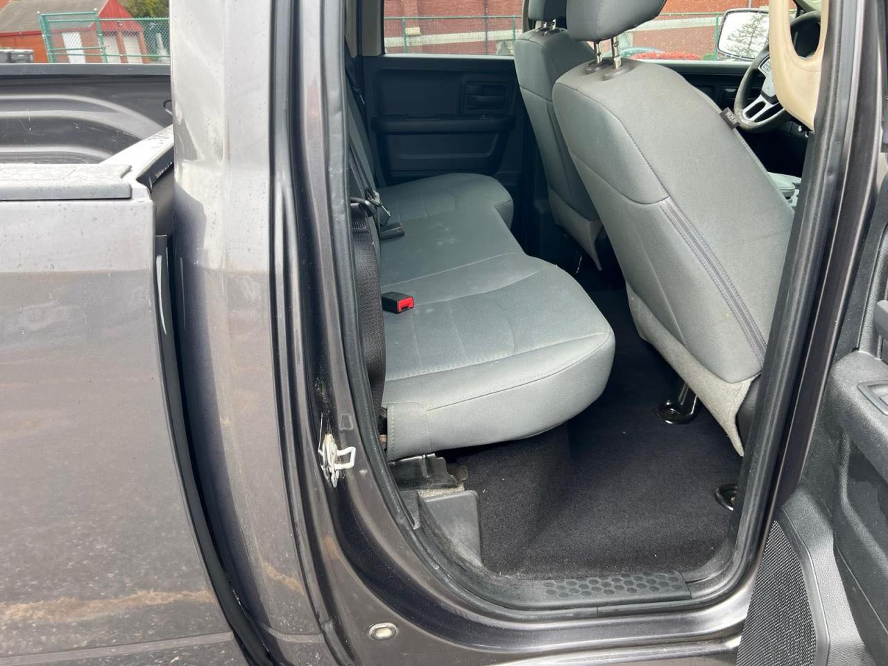 2018 RAM 1500 ST photo 6