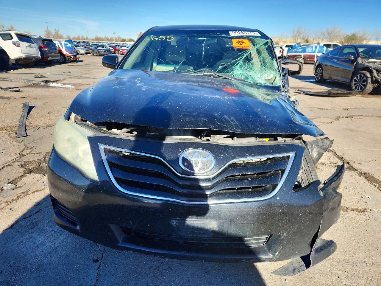 2011 TOYOTA CAMRY BASE photo 5