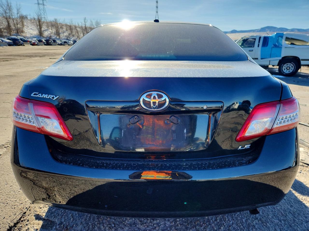 2011 TOYOTA CAMRY BASE photo 6