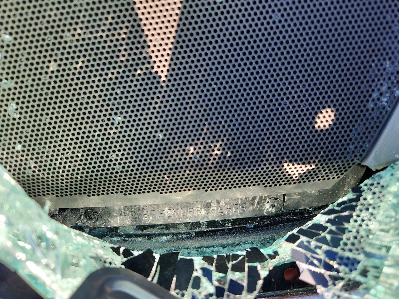 2011 TOYOTA CAMRY BASE photo 12