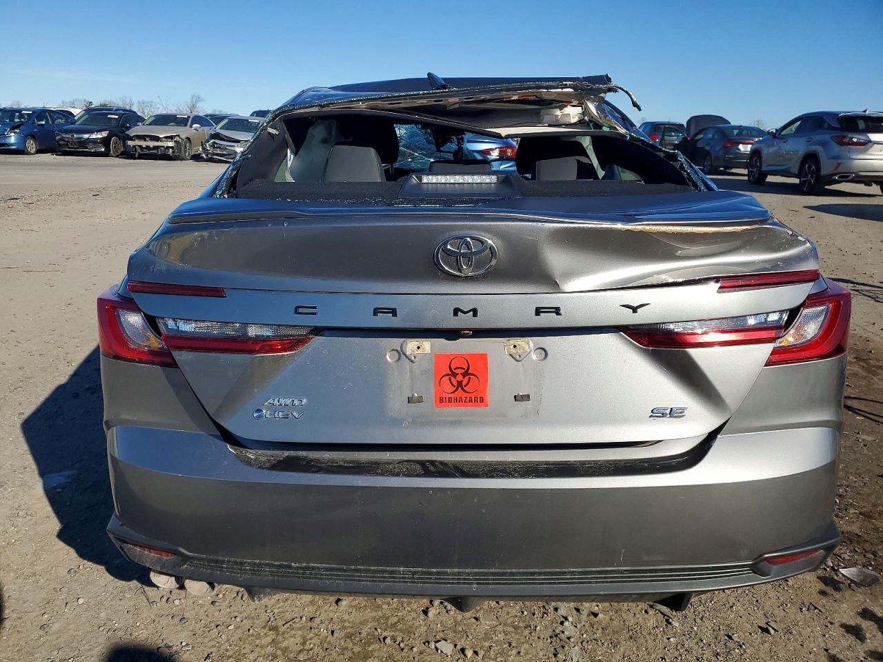 2025 TOYOTA CAMRY XSE photo 6