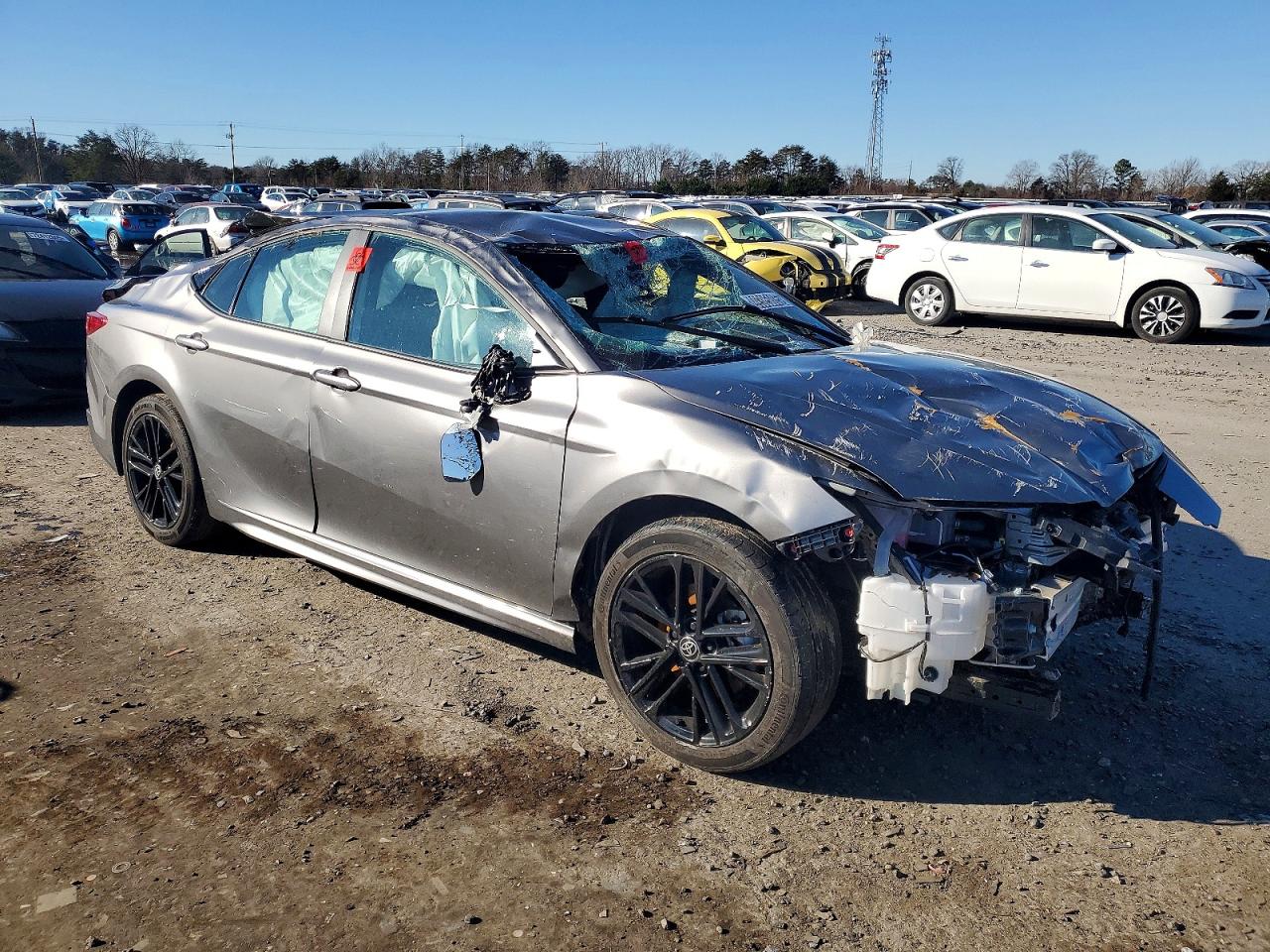 2025 TOYOTA CAMRY XSE photo 4