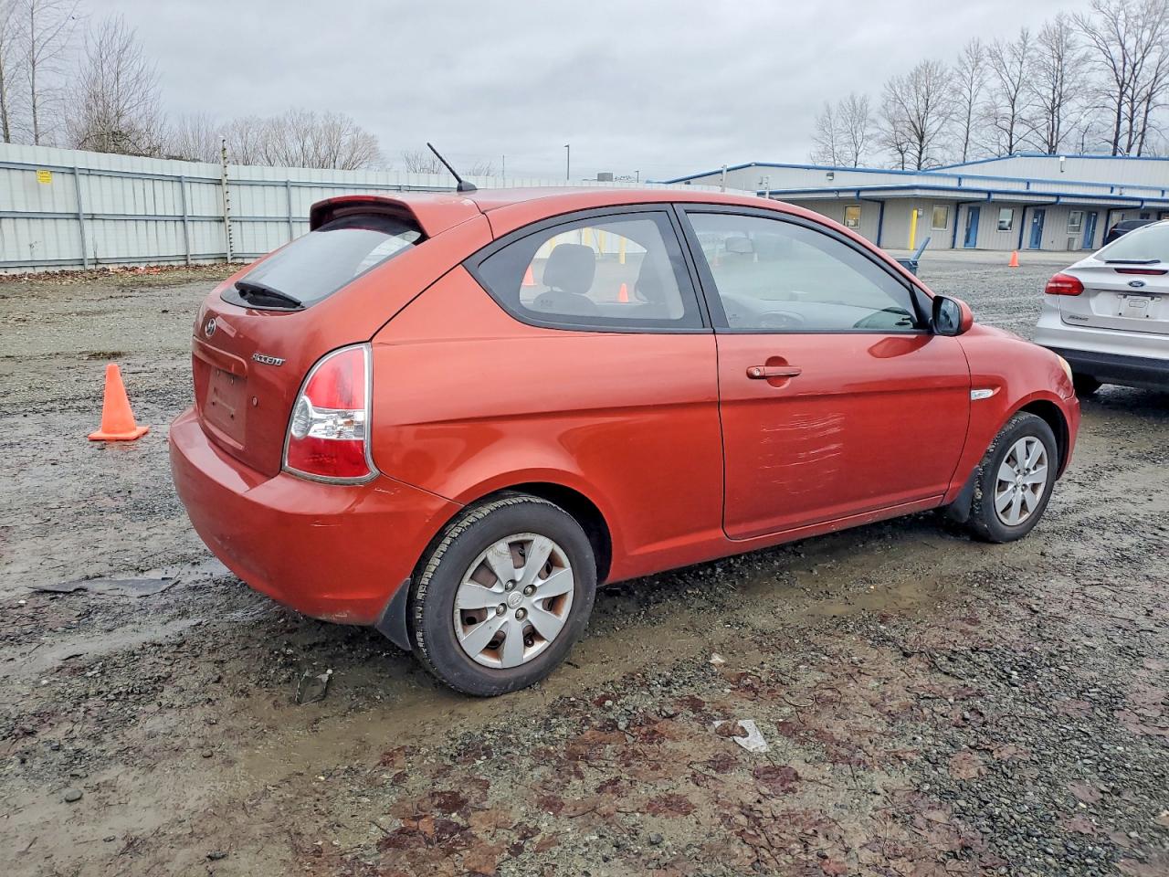 2010 HYUNDAI ACCENT BLUE photo 3