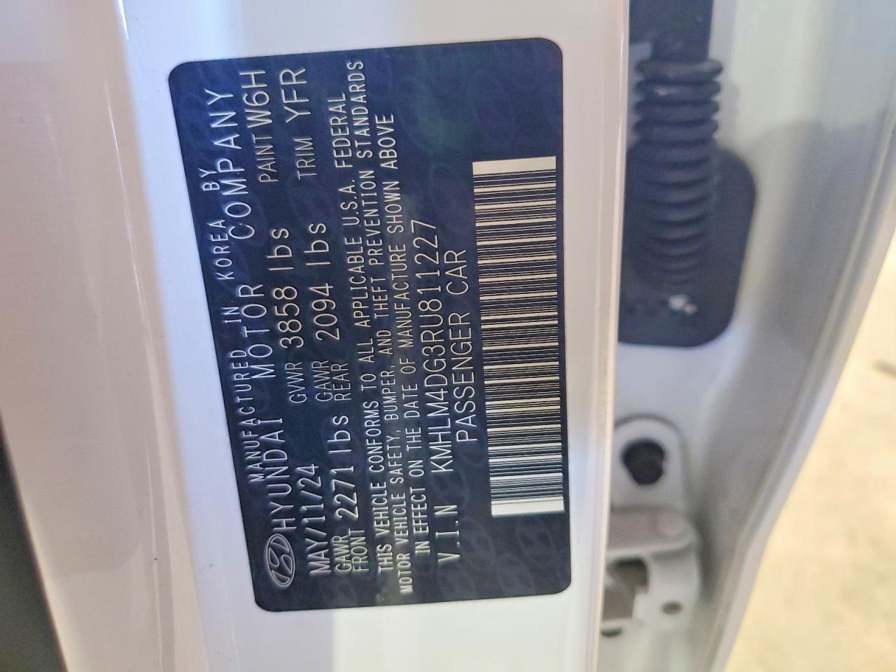 2024 HYUNDAI ELANTRA SEL photo 13
