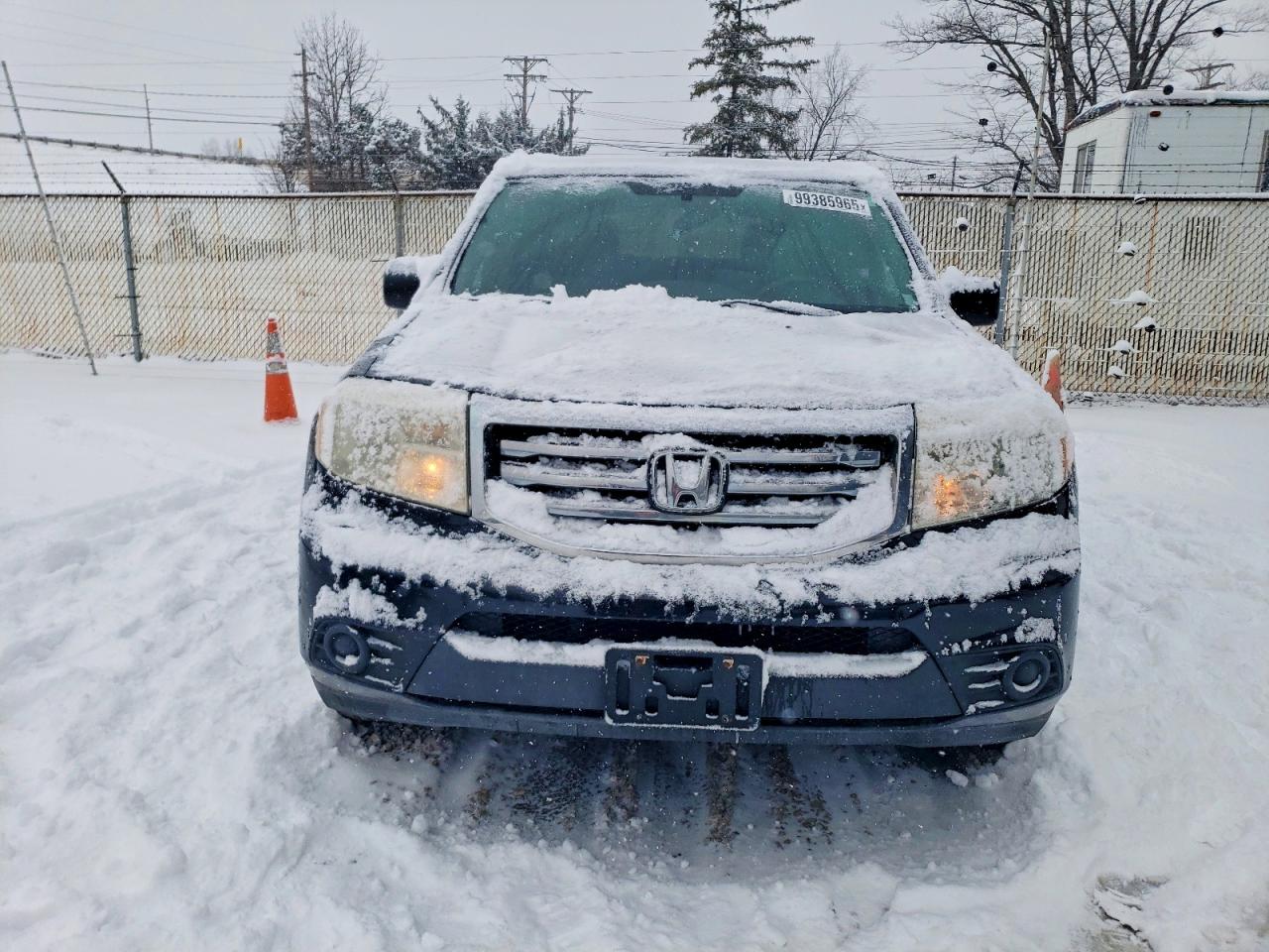 2013 HONDA PILOT LX photo 5