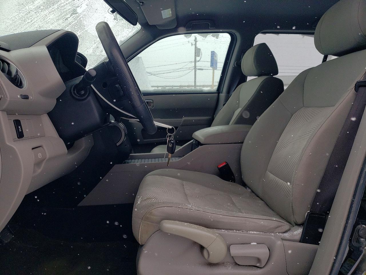 2013 HONDA PILOT LX photo 7