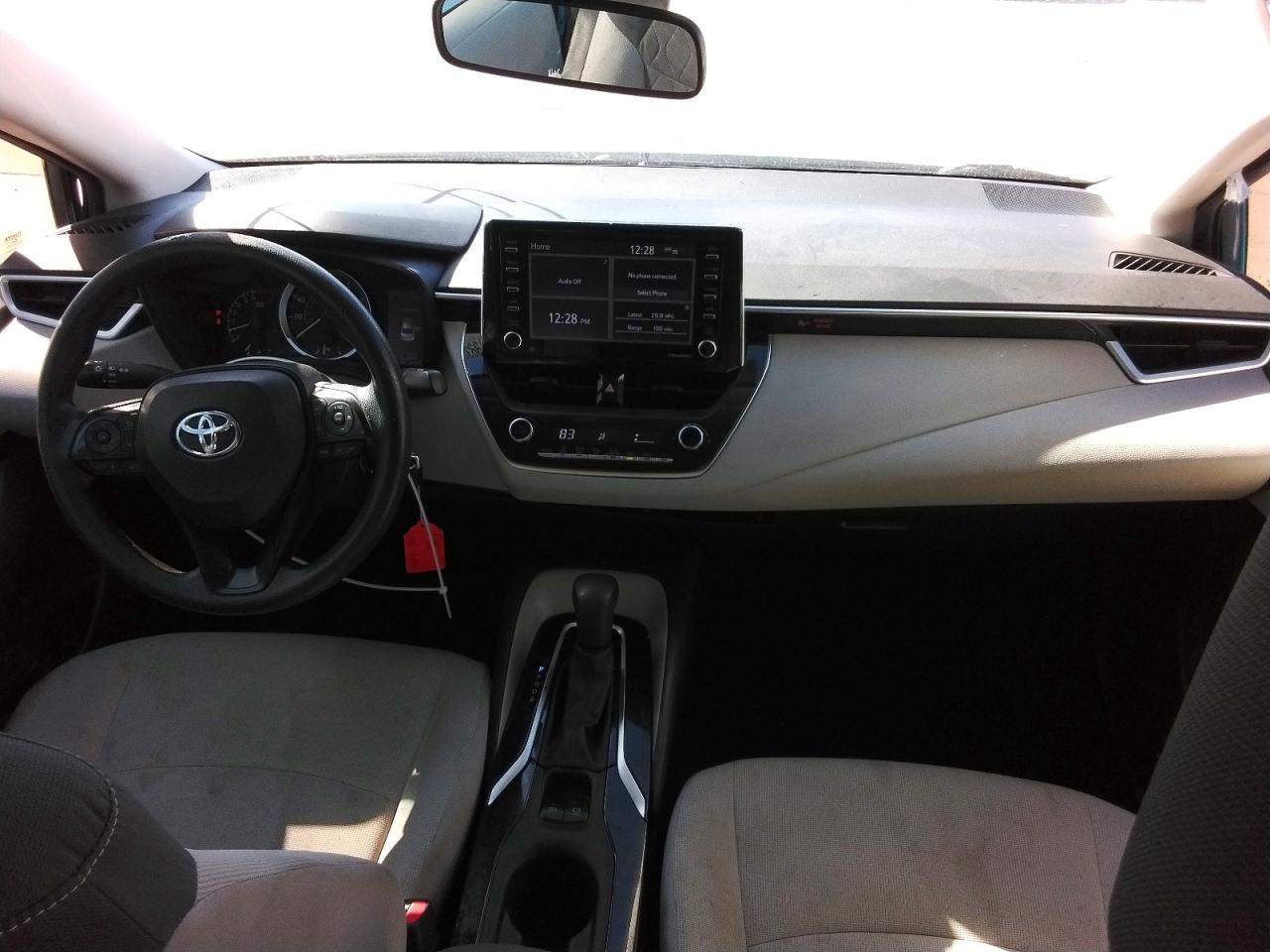 2021 TOYOTA COROLLA LE photo 8