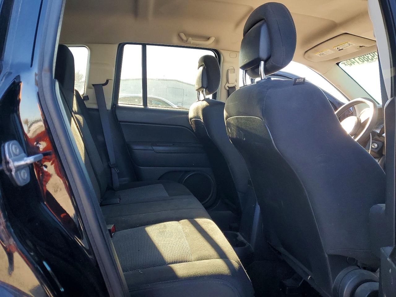 2016 JEEP COMPASS SPORT photo 11