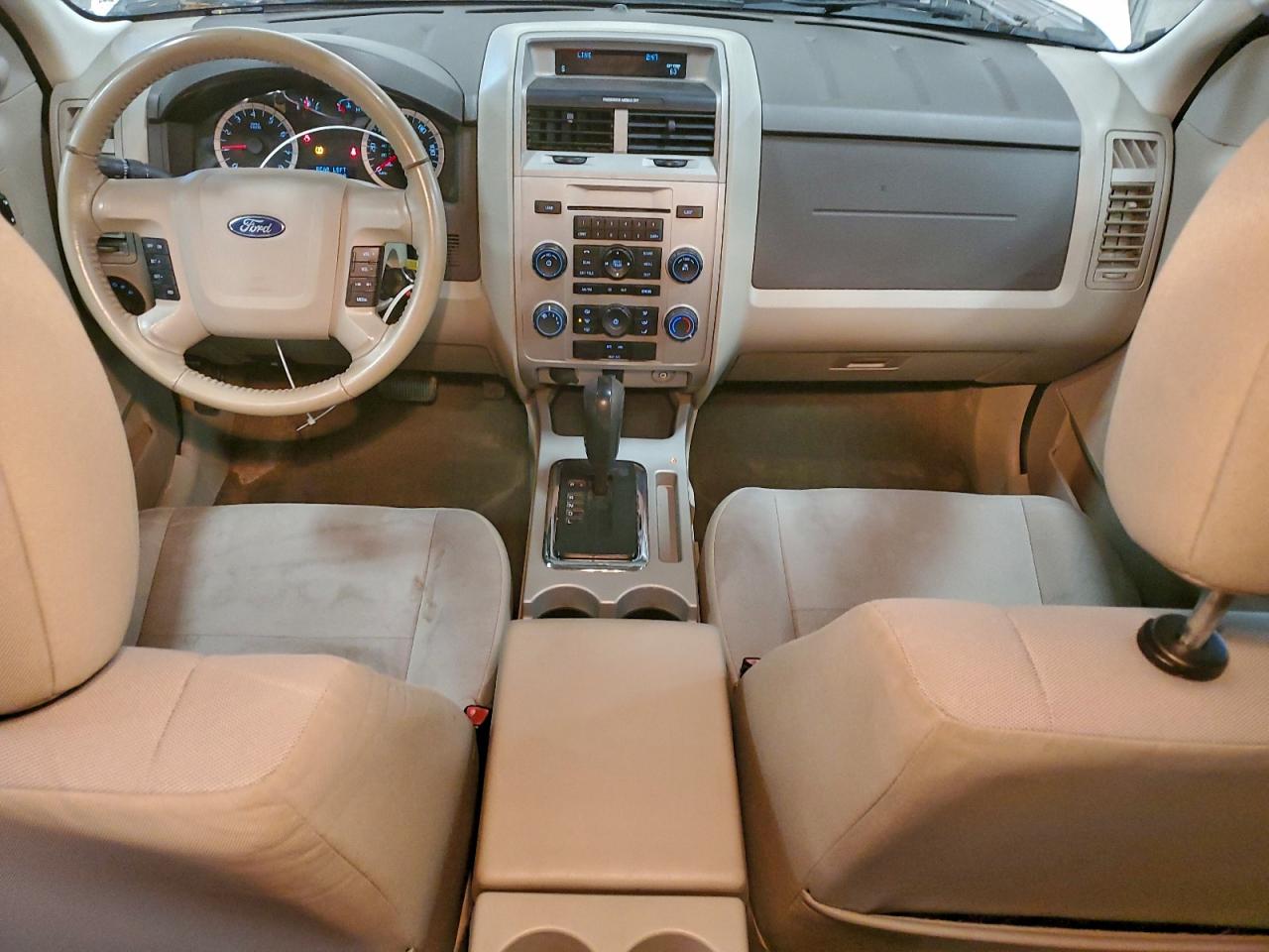 2012 FORD ESCAPE XLT photo 8