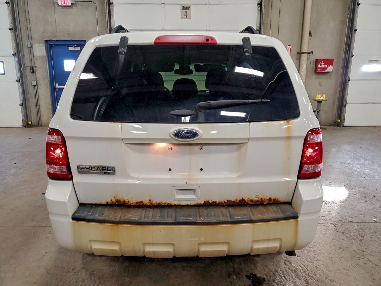 2012 FORD ESCAPE XLT photo 6