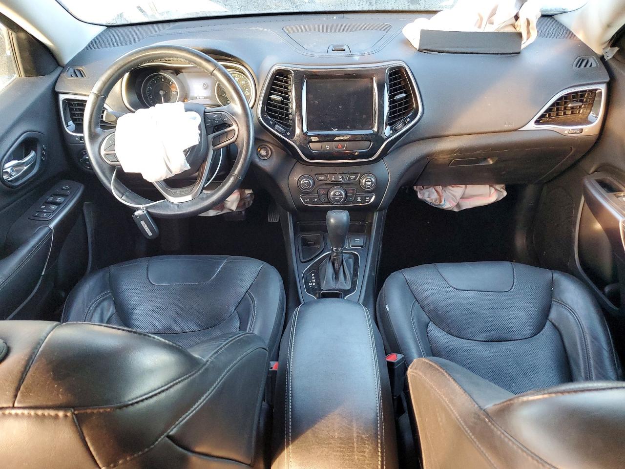 2019 JEEP CHEROKEE LIMITED photo 8
