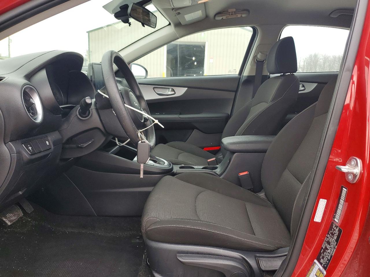 2024 KIA FORTE LX photo 19