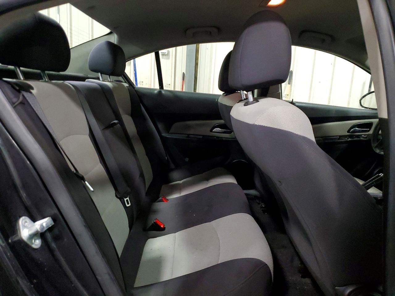 2013 CHEVROLET CRUZE LS photo 10