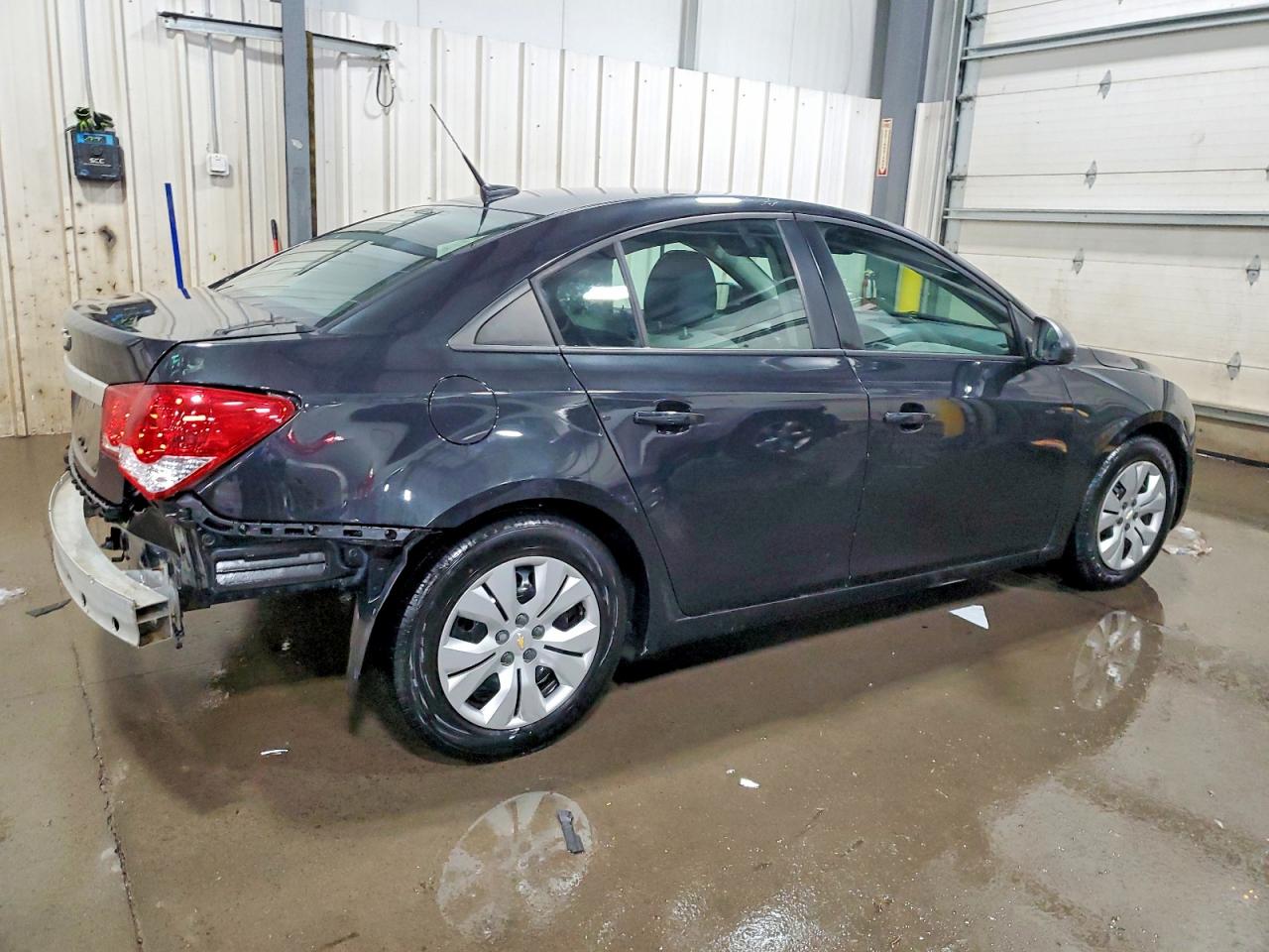 2013 CHEVROLET CRUZE LS photo 3