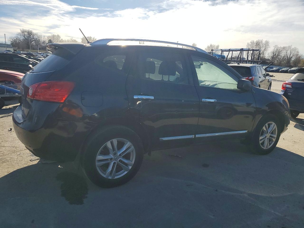 2015 NISSAN ROGUE SELECT S photo 3