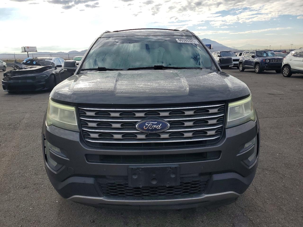 2016 FORD EXPLORER XLT photo 5
