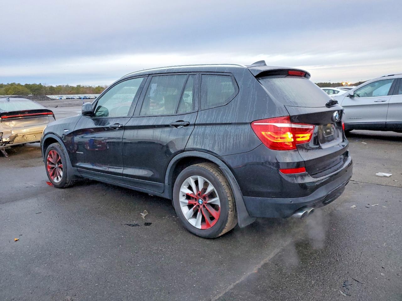 2015 BMW X3 XDRIVE28I photo 2