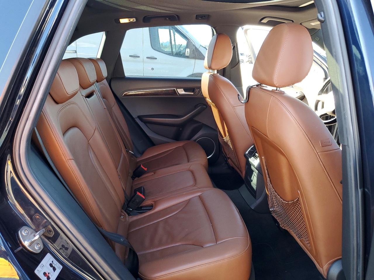 2010 AUDI Q5 PREMIUM PLUS photo 11