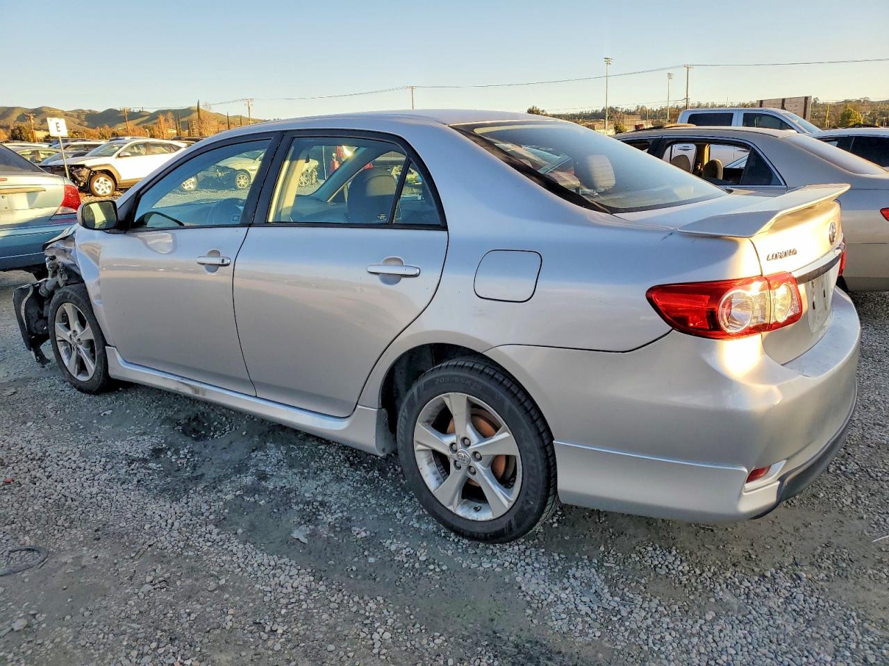 2011 TOYOTA COROLLA BASE photo 2