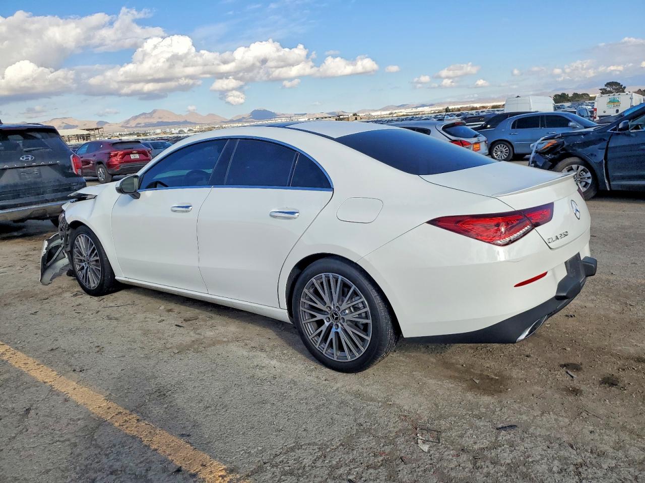 2022 MERCEDES-BENZ CLA 250 photo 2