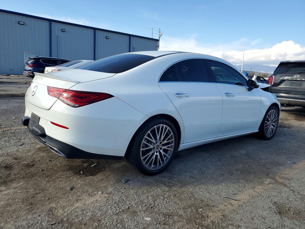 2022 MERCEDES-BENZ CLA 250 photo 3