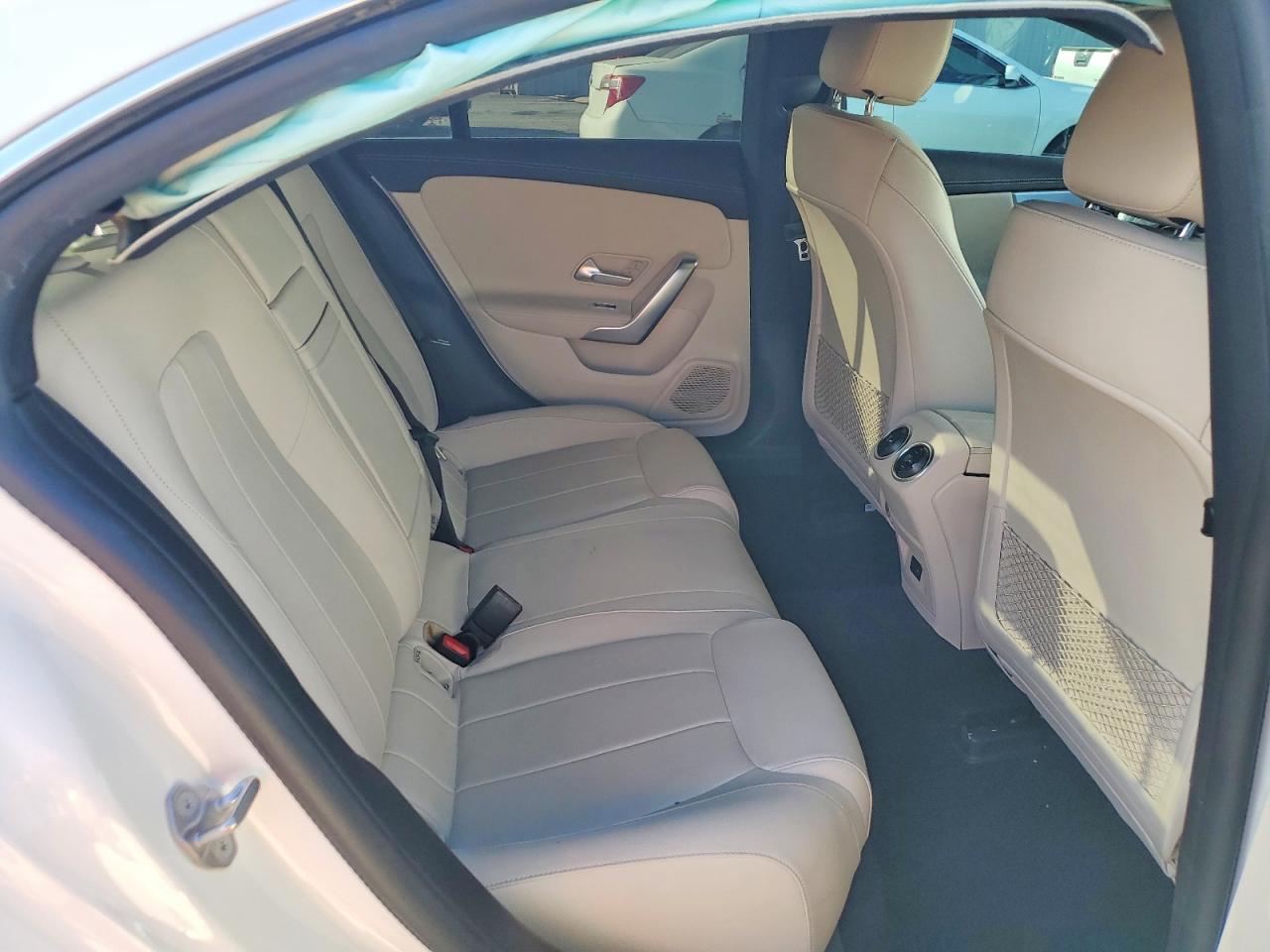 2022 MERCEDES-BENZ CLA 250 photo 10