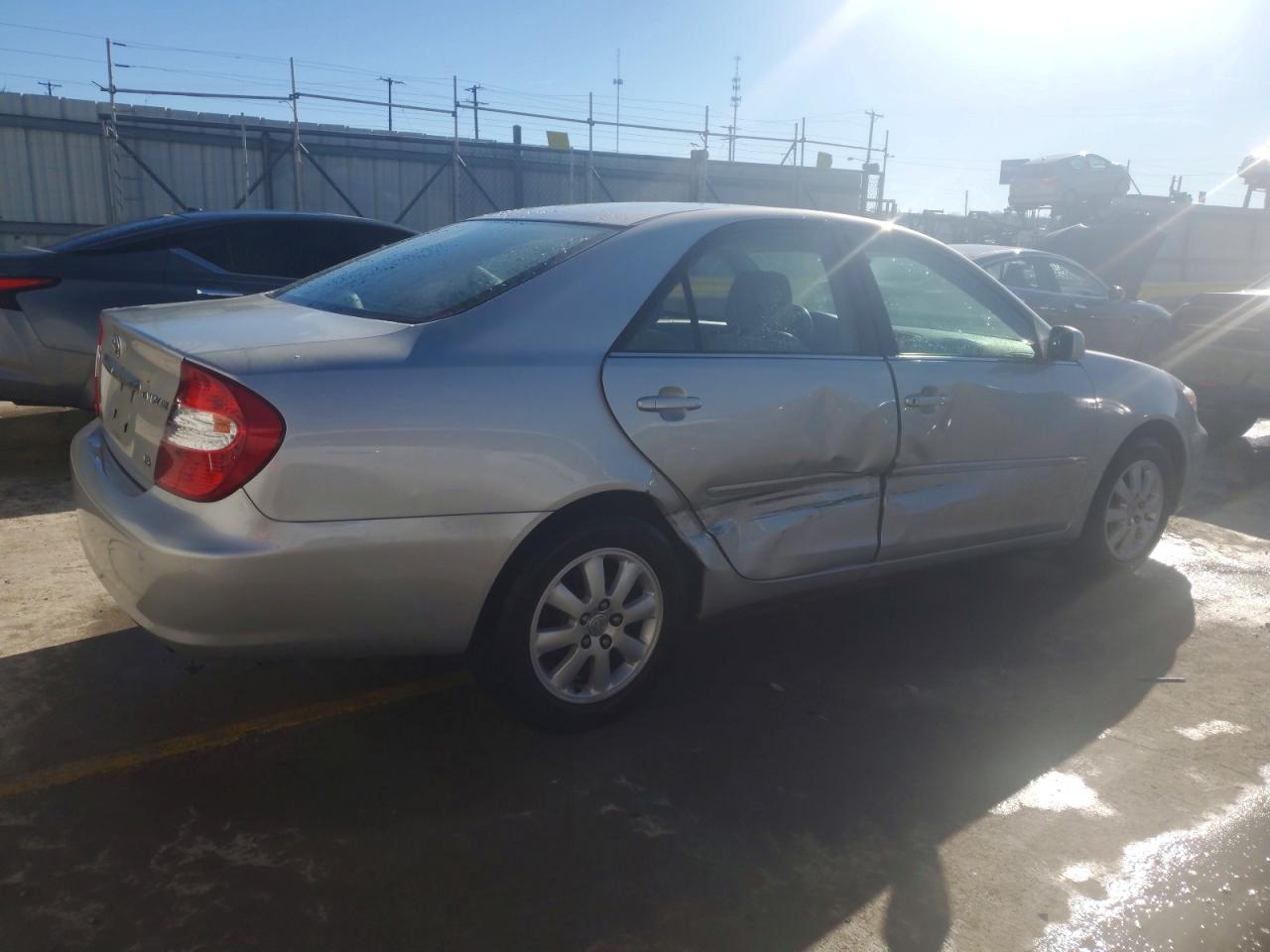 2003 TOYOTA CAMRY LE photo 5