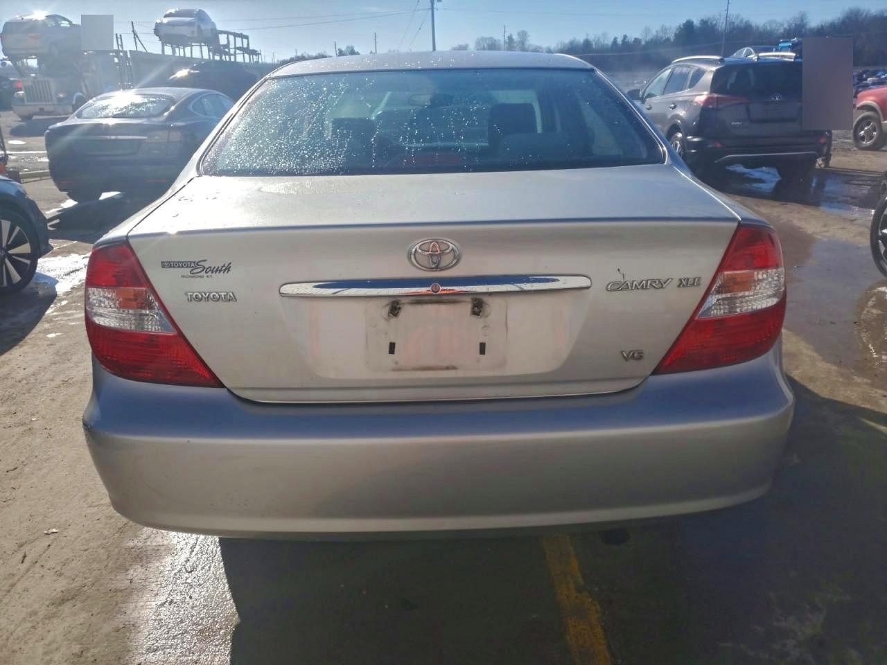 2003 TOYOTA CAMRY LE photo 11