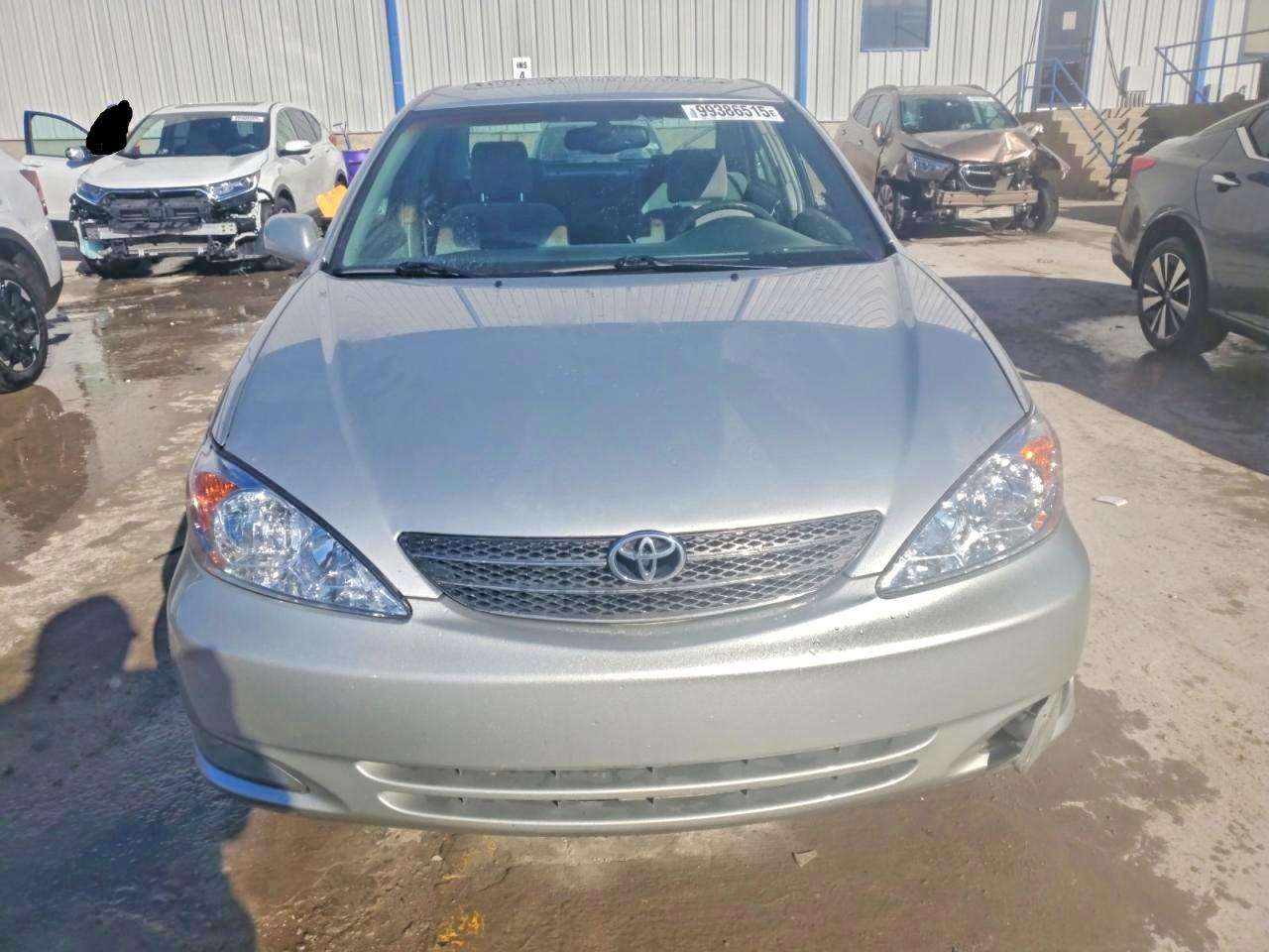 2003 TOYOTA CAMRY LE photo 9