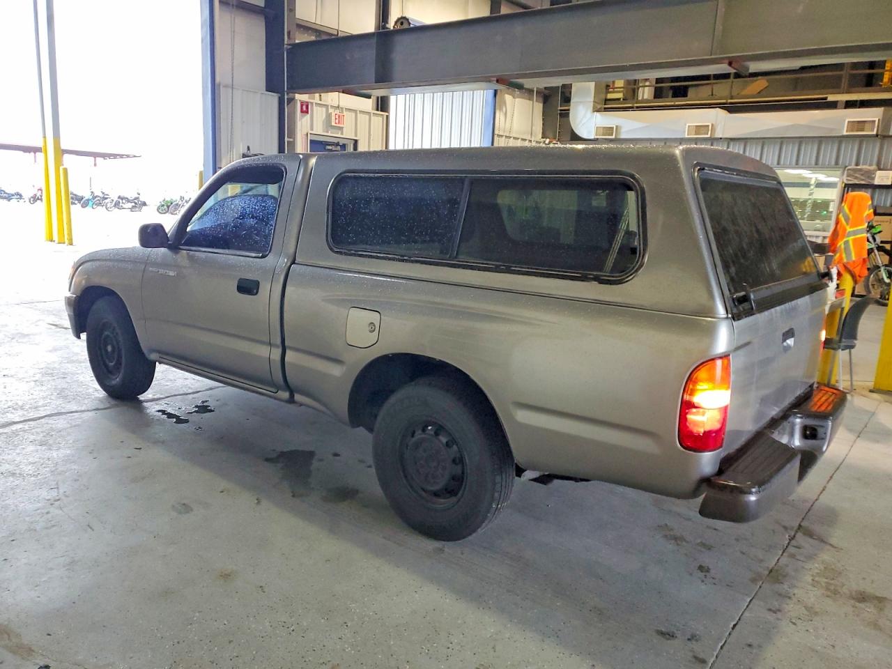 1996 TOYOTA TACOMA photo 2