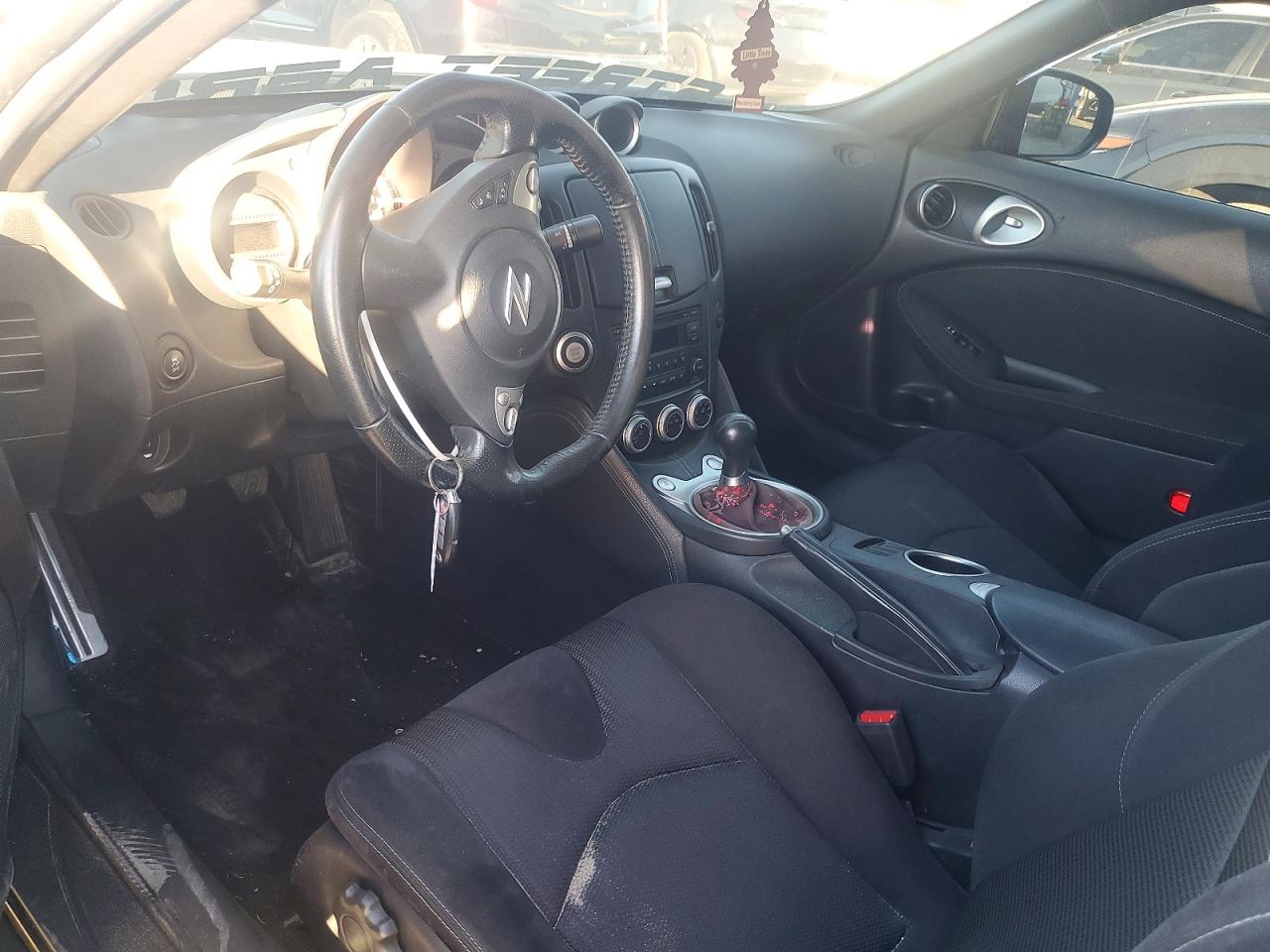 2017 NISSAN 370Z BASE photo 15