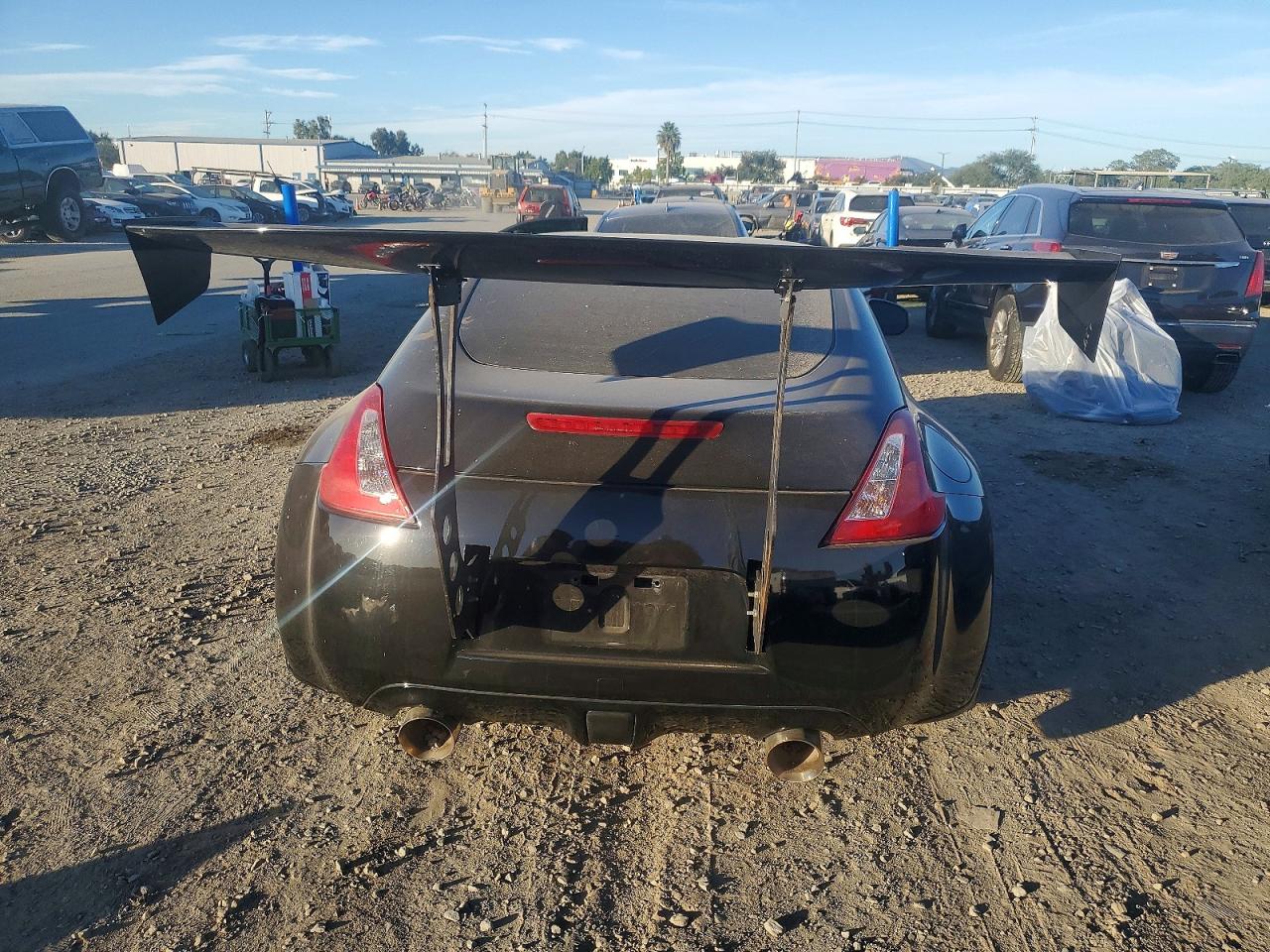 2017 NISSAN 370Z BASE photo 11