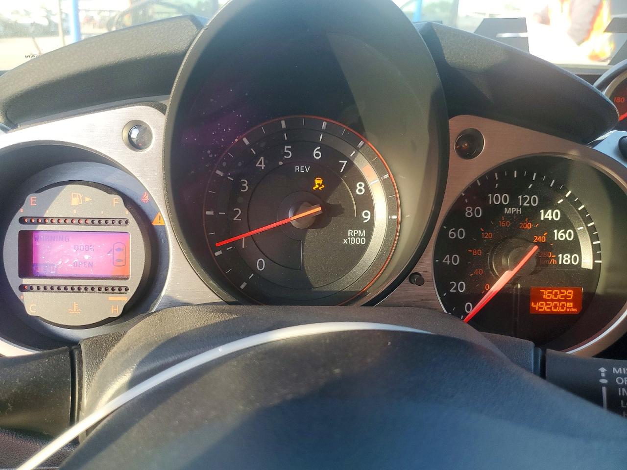 2017 NISSAN 370Z BASE photo 17