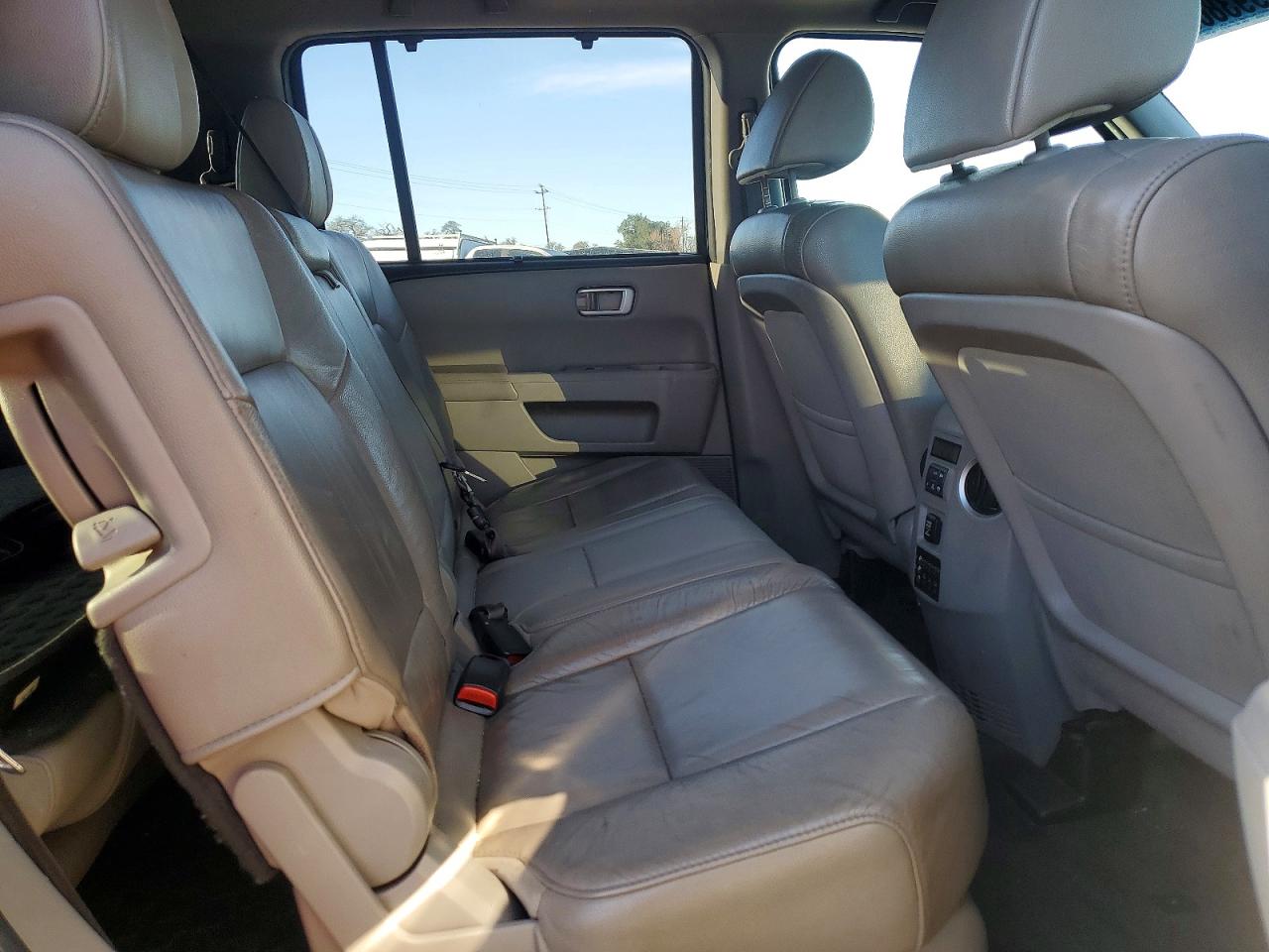 2012 HONDA PILOT TOURING photo 21